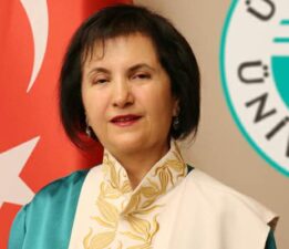 Prof. Dr. Güngör, “Geleceğin meslekleri dijitalleşme ve yapay zekâ ekseninde şekilleniyor”