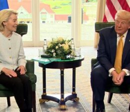 Trump, AB ile ticaret anlaşmasını duyurdu, “Yüzde 15’lik gümrük vergisi konusunda anlaştık”