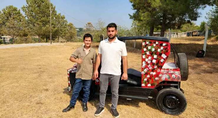 13 yaşında, güneş enerjisi ile çalışan arazi aracı yaptı