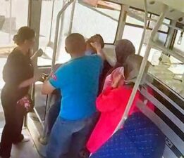 Halk otobüsünde fenalaşan yolcuya otobüste müdahale