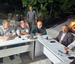 Siyasetçi ve gazetecilerin “İsli Demlik” buluşması, Tokat’ın nabzı tutuldu