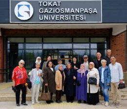 TOGÜ Tazelenme Üniversitesi’nde 2025-2026 akademik yılı kayıt ve tanışma toplantısı