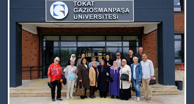 TOGÜ Tazelenme Üniversitesi’nde 2025-2026 akademik yılı kayıt ve tanışma toplantısı