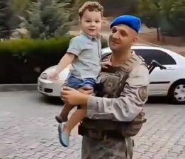 Komandolarının Suriye görevi dönüşü görüntüleri ilgi gördü