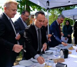 Bilim ve emek buluştu, TOGÜ’de bal hasadı, Geleceğe umut oldu