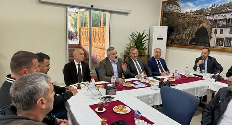 Niksar’da “Spor Niksar Projesi” için ortak toplantı gerçekleştirildi