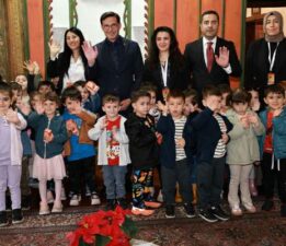 Başkan Yazıcıoğlu, TOKKREŞ’in minik öğrencilerini makamında ağırladı