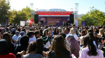 Öğrenci gençlerin enerjisi TOGÜ Kampüsü’nü sardı