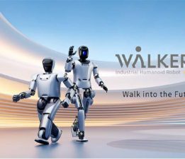 Kendi kendine batarya değiştiren insansı robot “Walker S2”