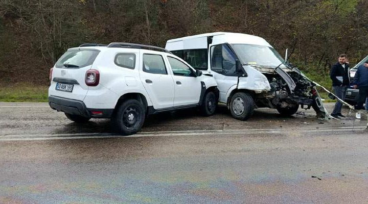 Tokat’ta zincirleme kaza: 9 yaralı