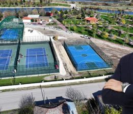 Başkan Karagöl, “İnsanlar tenis oynamak için buraya geliyor”