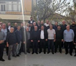 Feramuz Şahin’in Babası Ali Şahina Dede’nin vefatının yıl dönümünde lokma dağıtıldı