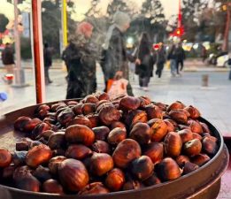 Kışın en popüler lezzeti kestanenin kokusu sokakları sardı