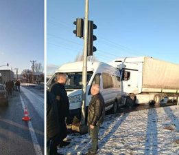 Tokat’ta buzlanma zincirleme kazaya oldu, 5 araç birbirine girdi