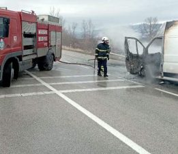 Tokat’ta alev alan panelvan kullanılamaz hale geldi