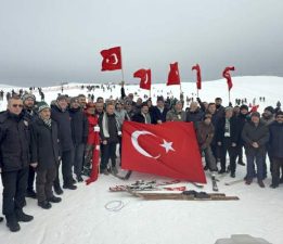 Kayakseverler Başçiftlik’e akın etti