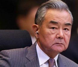 Wang: “Hiçbir ülkenin kendisini dünya polisi veya uluslararası yargıç ilan etmesini kabul etmiyoruz”