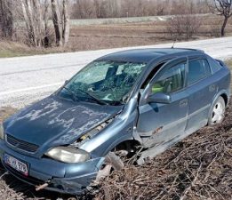 Tokat’ta otomobiliyle tarlaya düşen sürücü yaralandı
