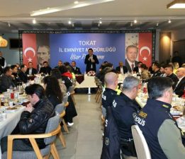Vali Köklü, İl Emniyet Müdürlüğü’nde düzenlenen iftar programına katıldı