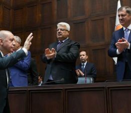 AK Parti grubunda “Tokat” rüzgarı, Cumhurbaşkanı Erdoğan’ın arkasındaki sarsılmaz güç