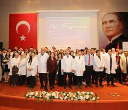 TOGÜ Tıp Fakültesi’nde geleceğin hekimleri beyaz önlüklerini giydi