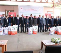 Tokat’ta 3 bin 476 çiftçiye “Milyonluk Dev Tohum Desteği”