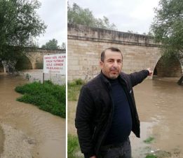 Kelkit Çayı’nın debisi yükseldi, 8 asırlık köprünün ayakları sular altında kaldı