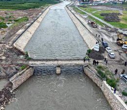 Tokat’ta taşkın riskine karşı bir köprü daha yıkılıyor