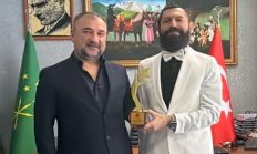 Akif Manaf’a “Demokrasi ve Barış Ödülü” verildi