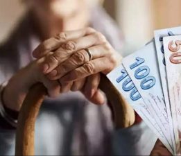 Emeklilerin “Bayram Ödemeleri” hesaplara erken yatırılacak