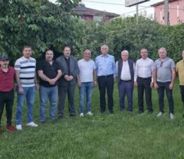Kadim Durmaz ve Gazeteciler arasında siyasetten uzak sohbet