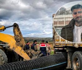 Yükleyicinin altında kalan genç işçi hayatını kaybetti