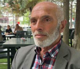 Azasından baskı gördüğünü iddia eden muhtar istifa etti