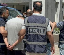 “MİT” personeli yalanıyla yaşlı kadını dolandıran 2 şüpheli tutuklandı