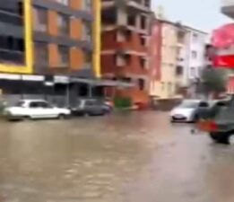 Tokat’ta fırtına ve sağanak hayatı olumsuz etkiledi