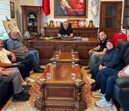 Dünya Şampiyonu Fazlı Eryılmaz, Başkan Tepebaşı’nı ziyaret etti