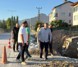 Niksar’da yılların altyapı sorununu çözecek hamle: 50. Yıl Mahallesi’nde büyük çalışma başladı