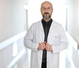 Doç. Dr. İlker Akar, “Varisi sadece estetik bir sorun olarak görmeyin”