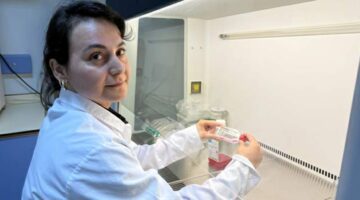 TOGÜ’lü akademisyen kanser tedavisi için akıllı ilaç taşıyıcı sistem geliştirdi