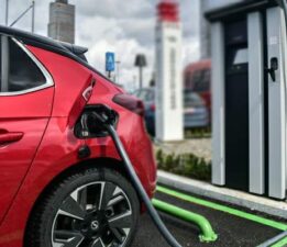 Elektrikli araç sayısı artıyor, şarj istasyonları bakımları yetersiz kalıyor