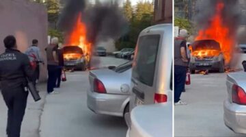 Hastane otoparkında otomobil alev topuna döndü