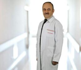 Dr. Dursun, “Meme kanserinde cerrahi tedavi tümörün özelliklerine göre planlanıyor”